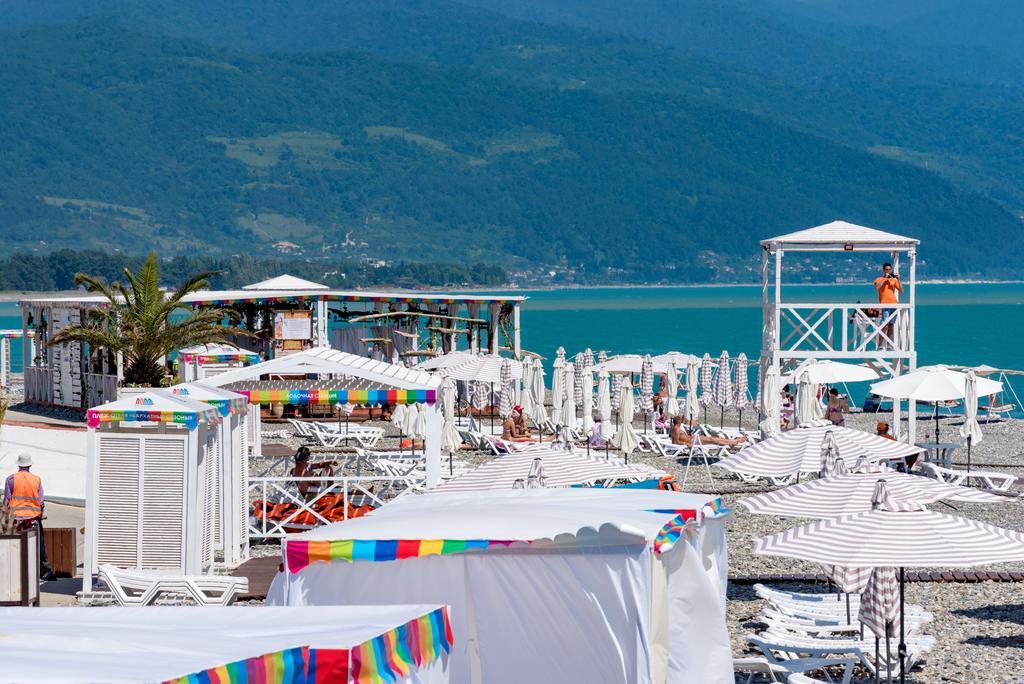 Barkhatnye Sezony Sportivny Kvartal Resort Veseloye Esterno foto