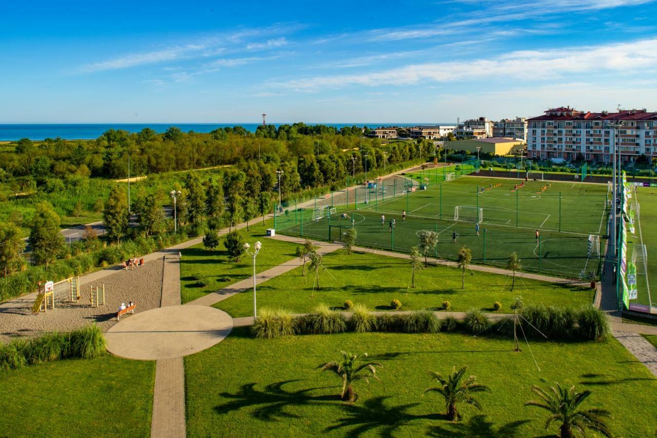 Barkhatnye Sezony Sportivny Kvartal Resort Veseloye Esterno foto